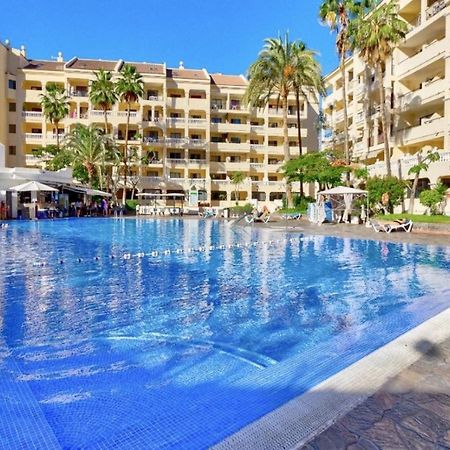 Appartement The Poolside Haven, Azure Dreams à Los Cristianos  Extérieur photo